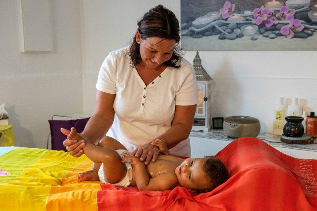 Massage_Baby_1024x683
